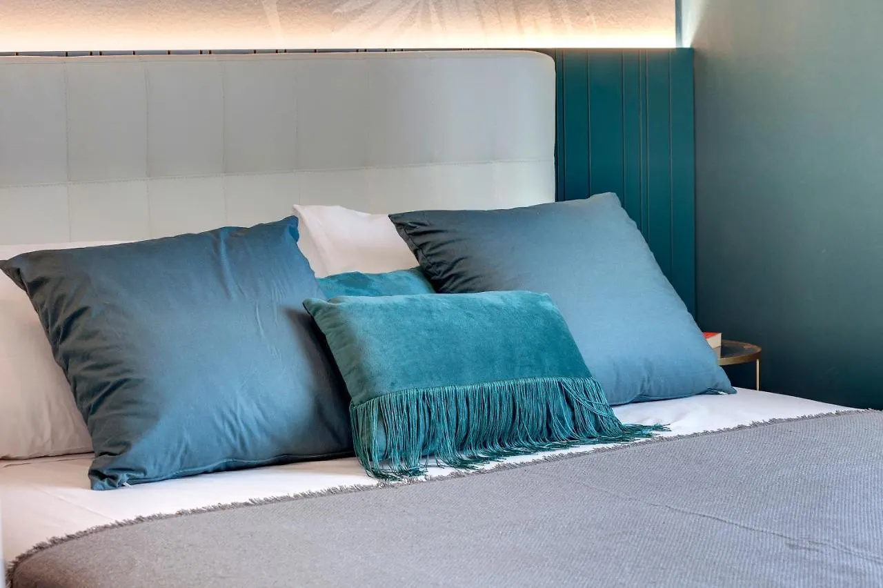 Guido Monaco Apartment By Mamo Florence