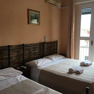 Otel Etrusca, Floransa
